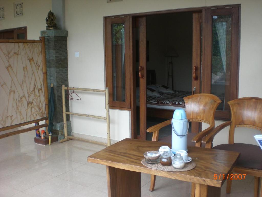 Adi House Homestay Ubud  Exterior photo